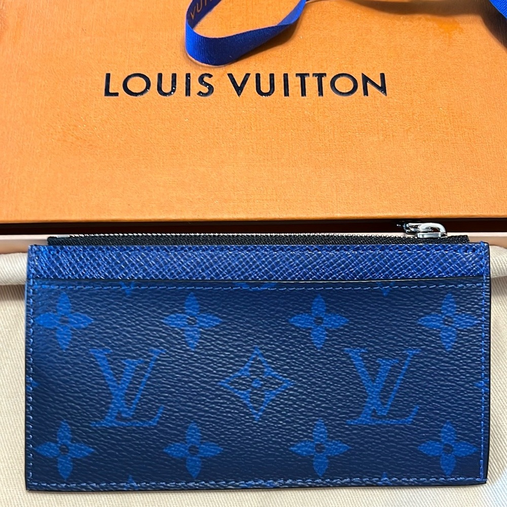 Louis Vuitton Wallet / Pouch
